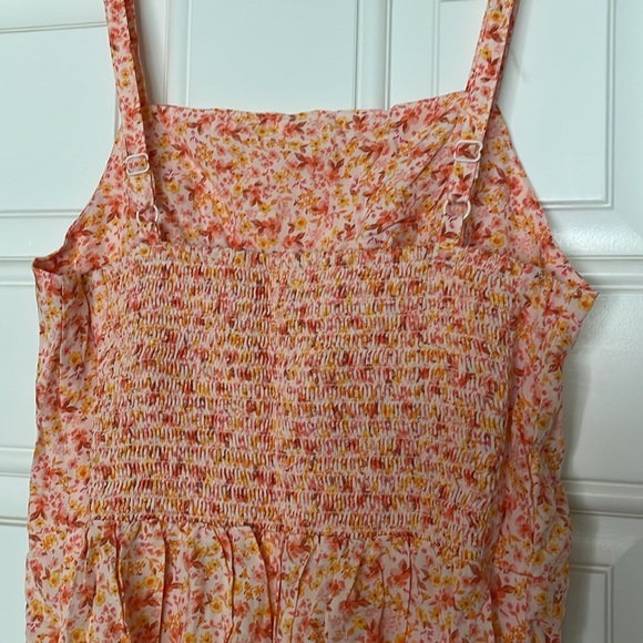 Old Navy Waist-defined Cami Romper - Picture 4 of 7